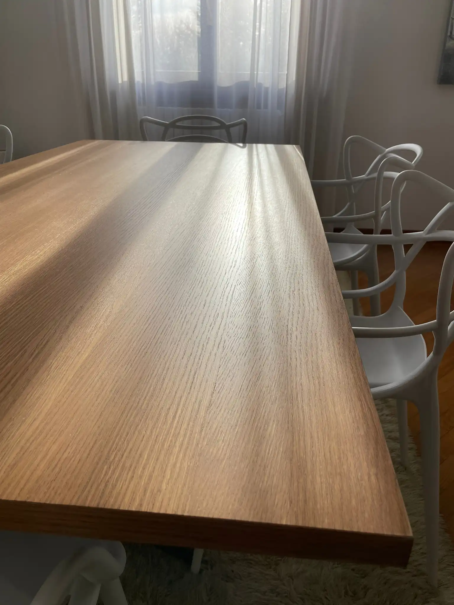 Tavolo da pranzo soggiorno, dettaglio piano